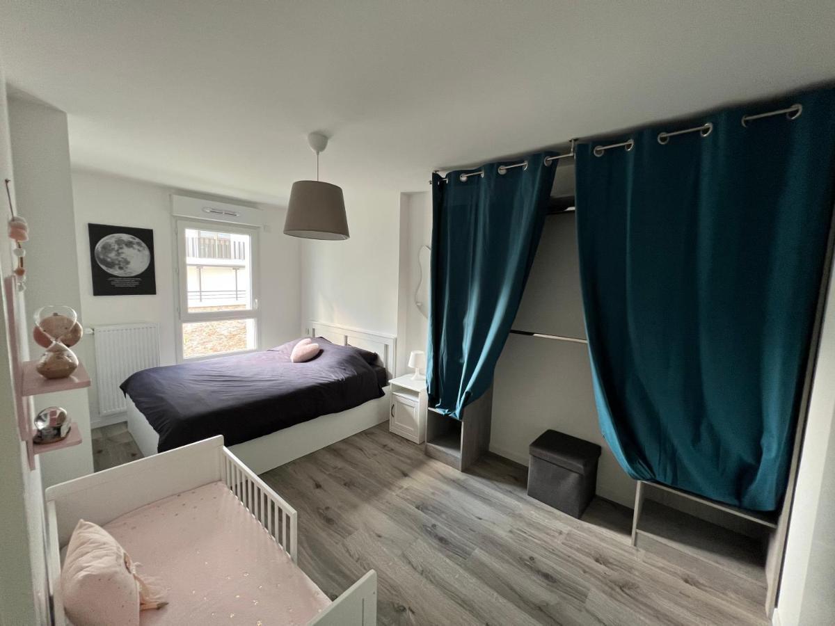 Appartement Avec Son Jardin D'Hiver Poissy Eksteriør billede